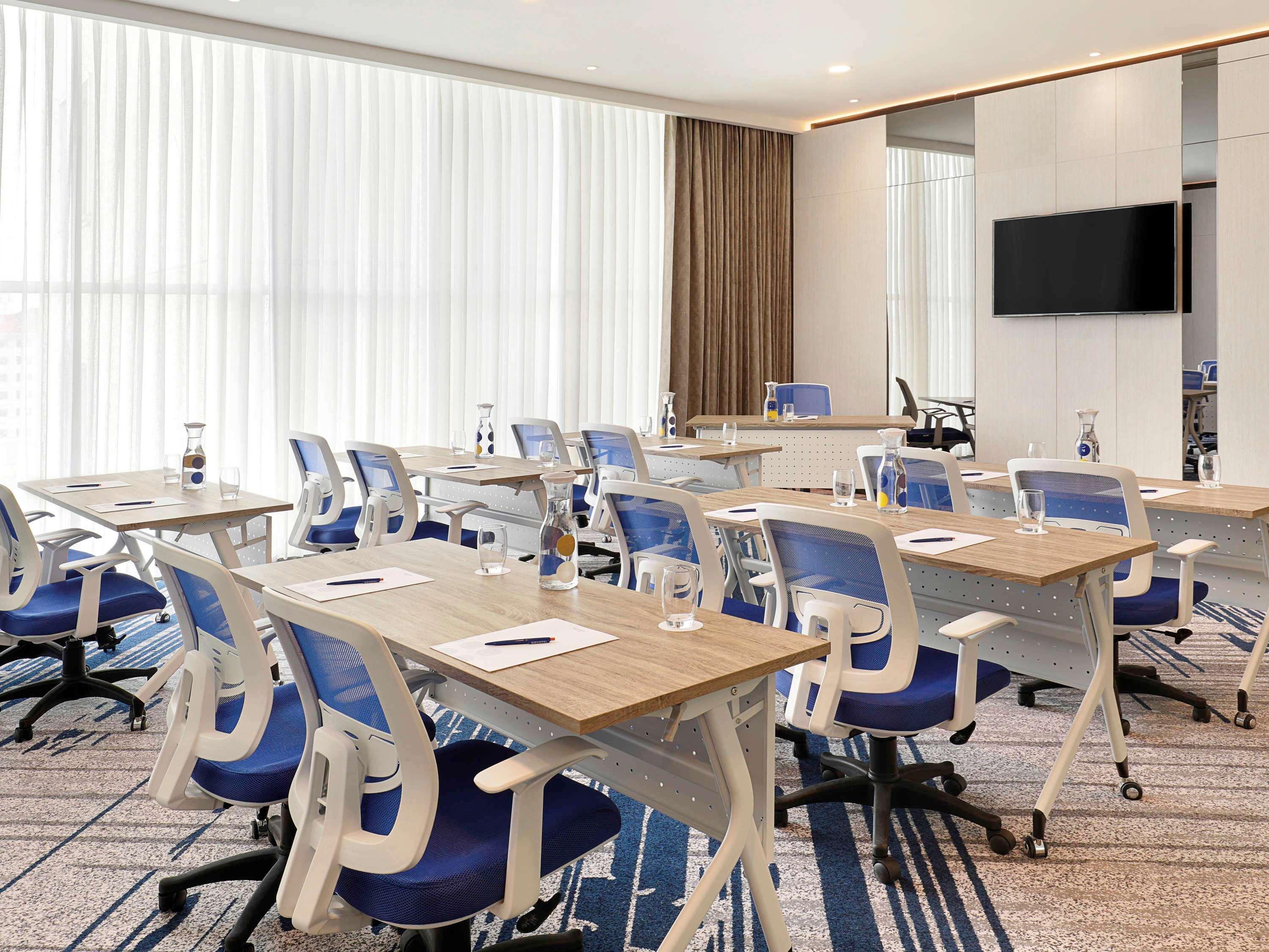 Novotel Suites Yogyakarta Malioboro Esterno foto
