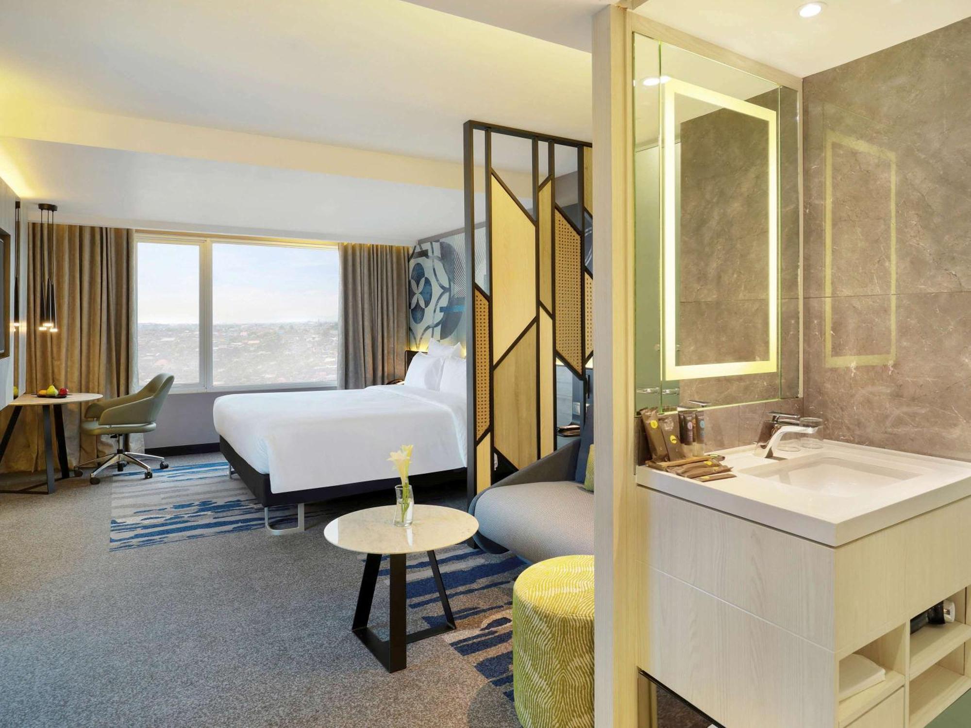 Novotel Suites Yogyakarta Malioboro Esterno foto
