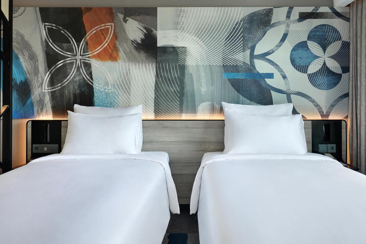 Novotel Suites Yogyakarta Malioboro Esterno foto