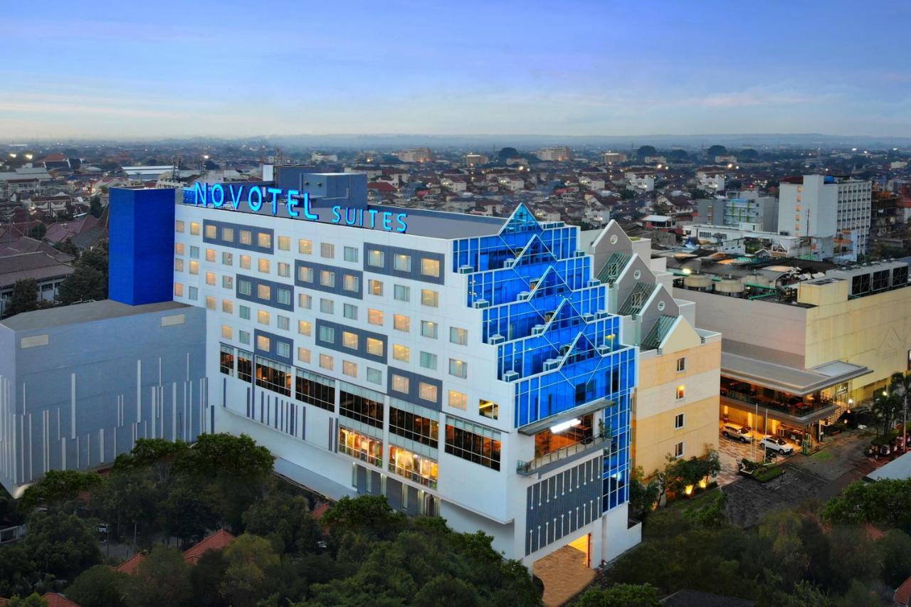 Novotel Suites Yogyakarta Malioboro Esterno foto