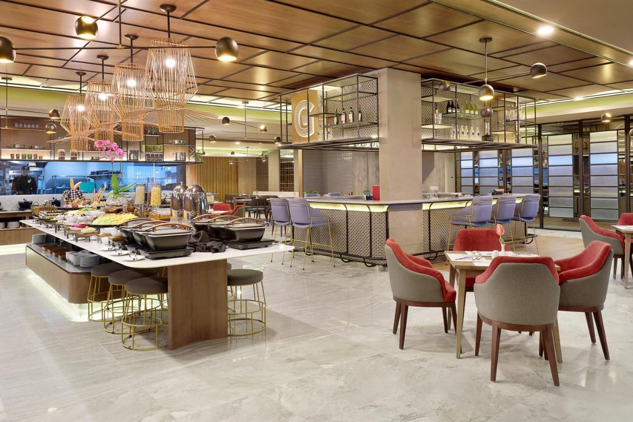Novotel Suites Yogyakarta Malioboro Esterno foto