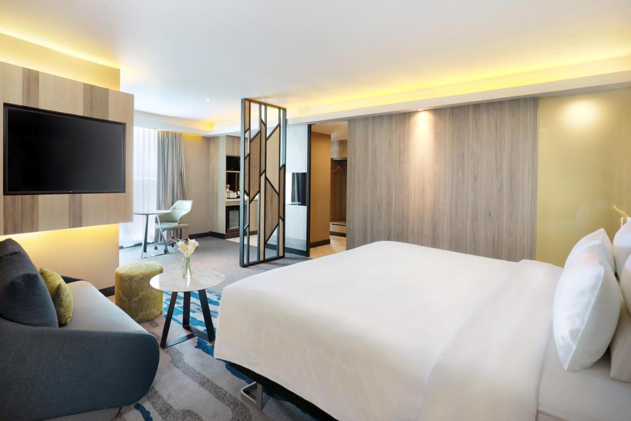 Novotel Suites Yogyakarta Malioboro Esterno foto
